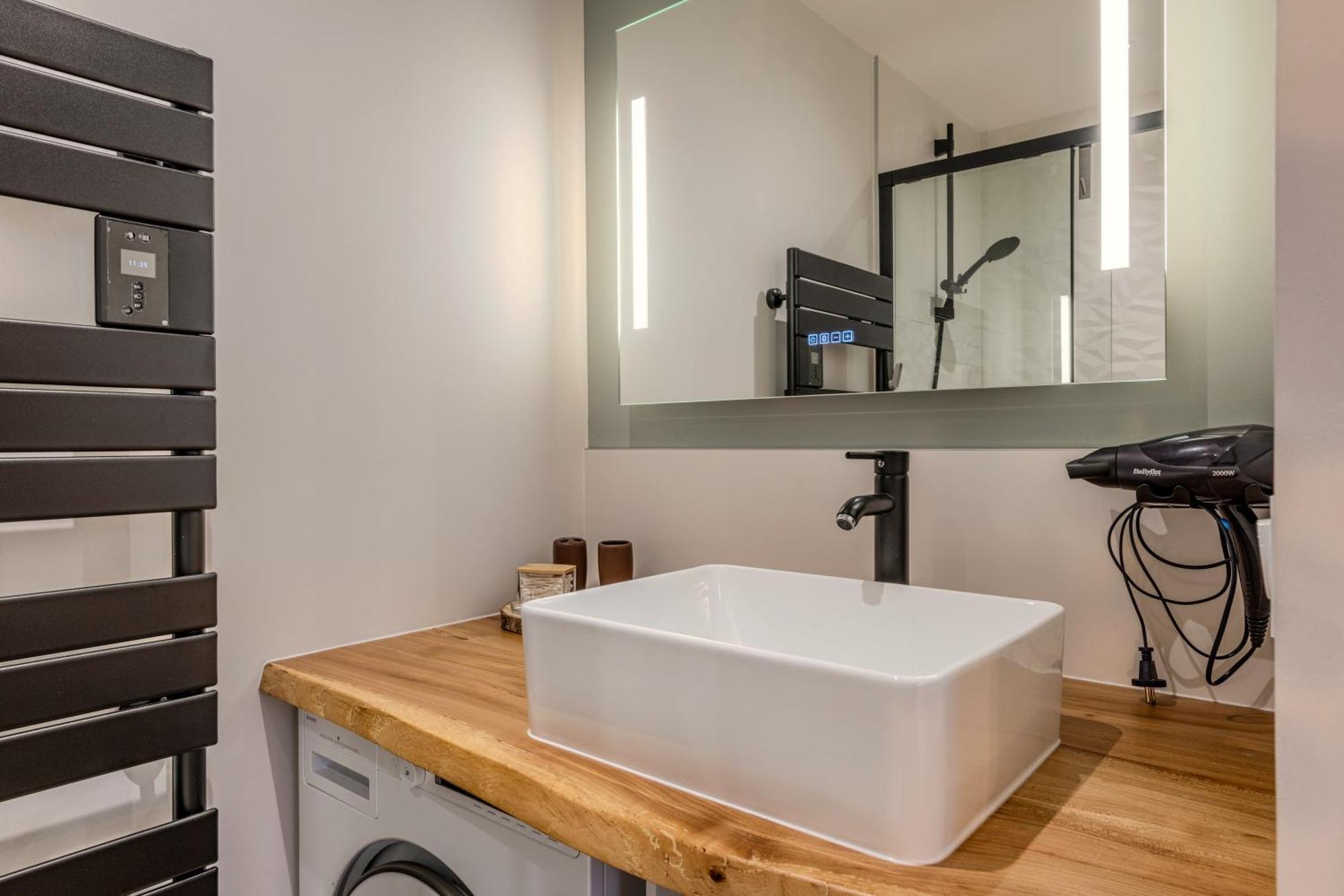 Appartement Du Theatre Морле Екстериор снимка